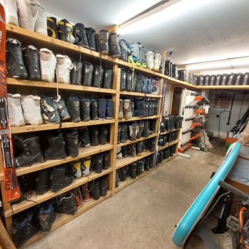 snowboard-boots.jpg